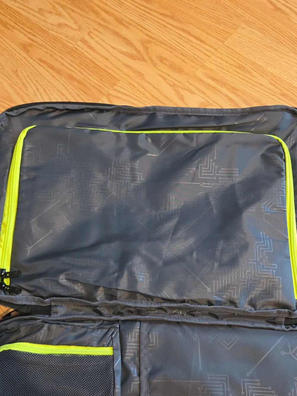 SwissGear Black Travel Backpack